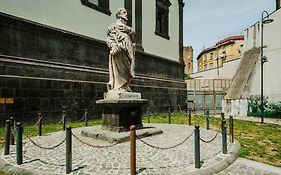 La Reggia Della Duchesca